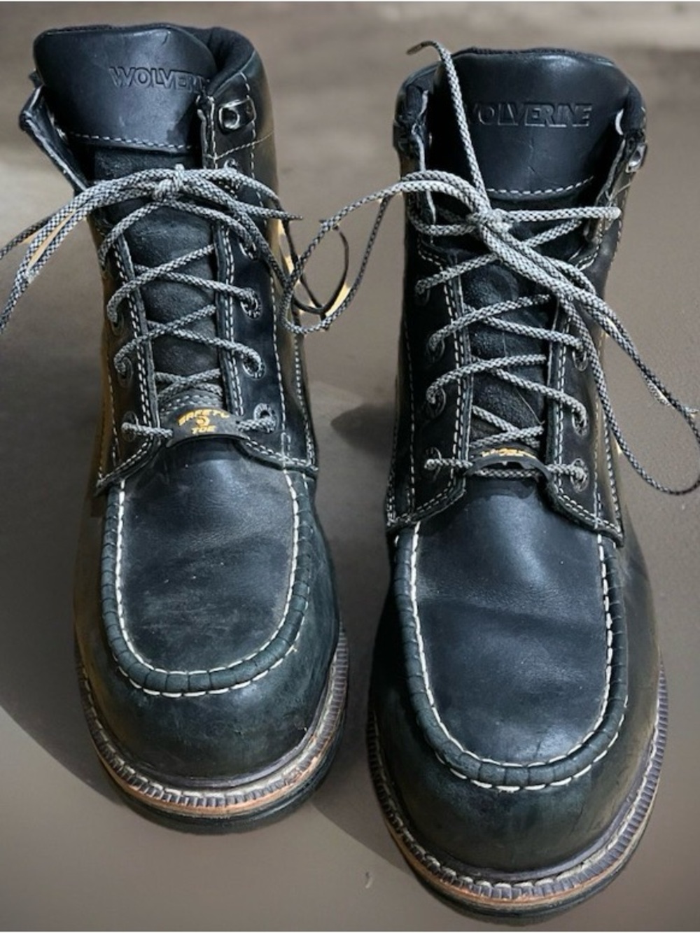 Wolverine W201143 Durashock I-90 Work Boots 10-EW Steel Toe. Leather upper.EUC
